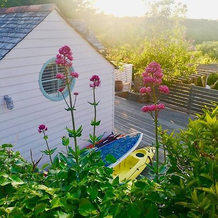 The Little Post House. A Perfect Village Retreat, With Stunning Views. Боскасл Екстер'єр фото