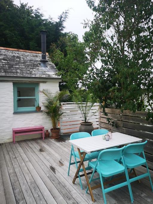 The Little Post House. A Perfect Village Retreat, With Stunning Views. Боскасл Екстер'єр фото